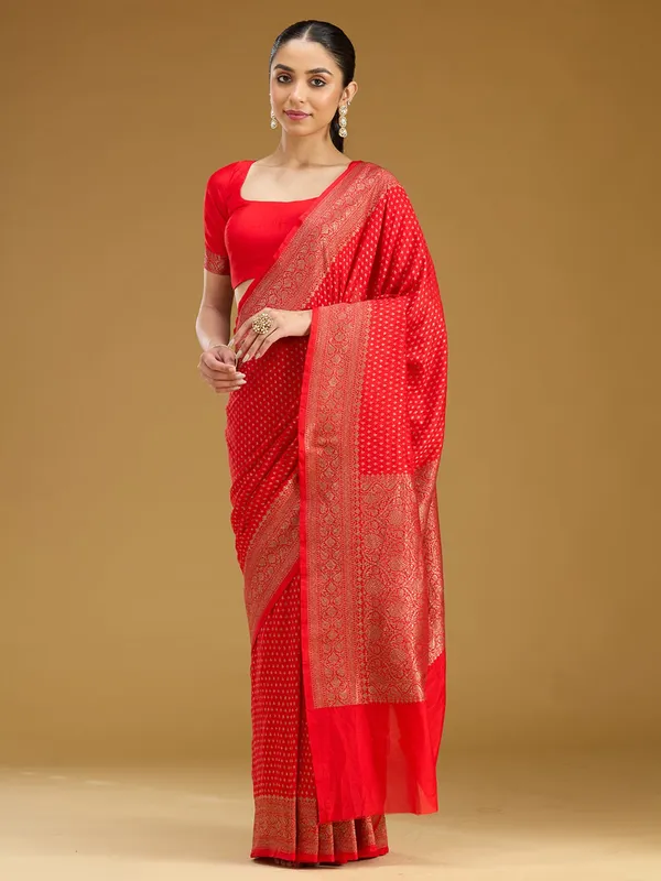 Red_Zariwork_Gold_Silk_Saree