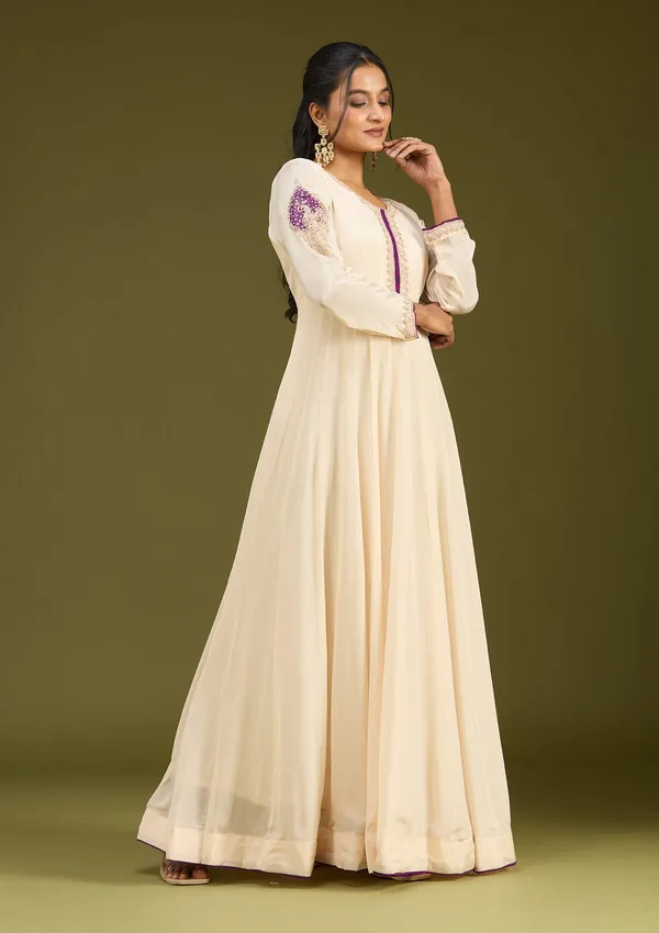 Off_White_Zariwork_Gold_Chanderi_Readymade_Salwar_Suit
