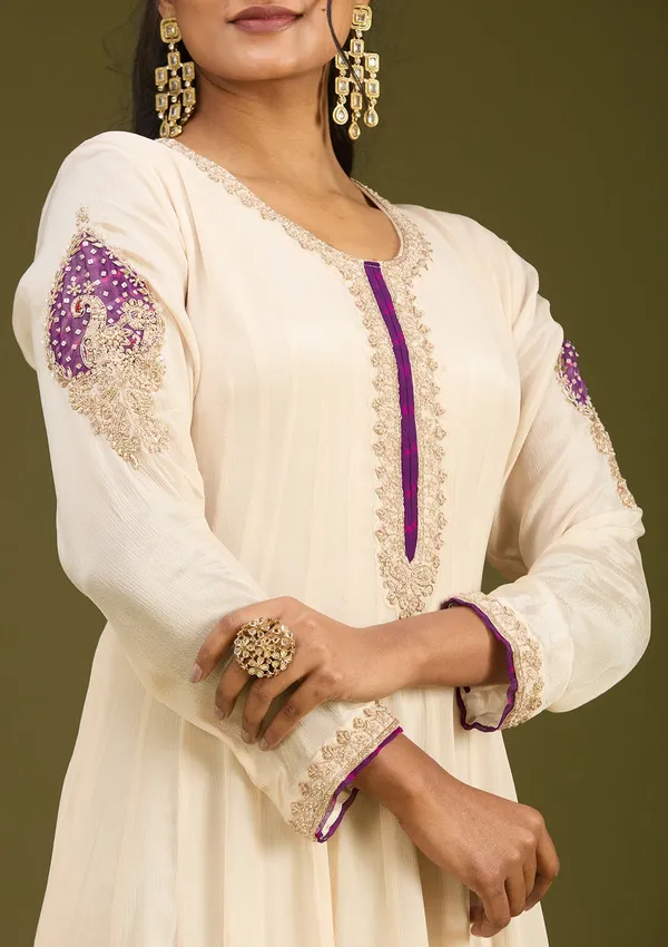 Off_White_Zariwork_Gold_Chanderi_Readymade_Salwar_Suit