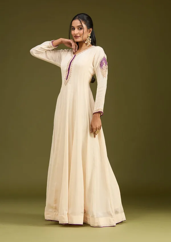 Off_White_Zariwork_Gold_Chanderi_Readymade_Salwar_Suit