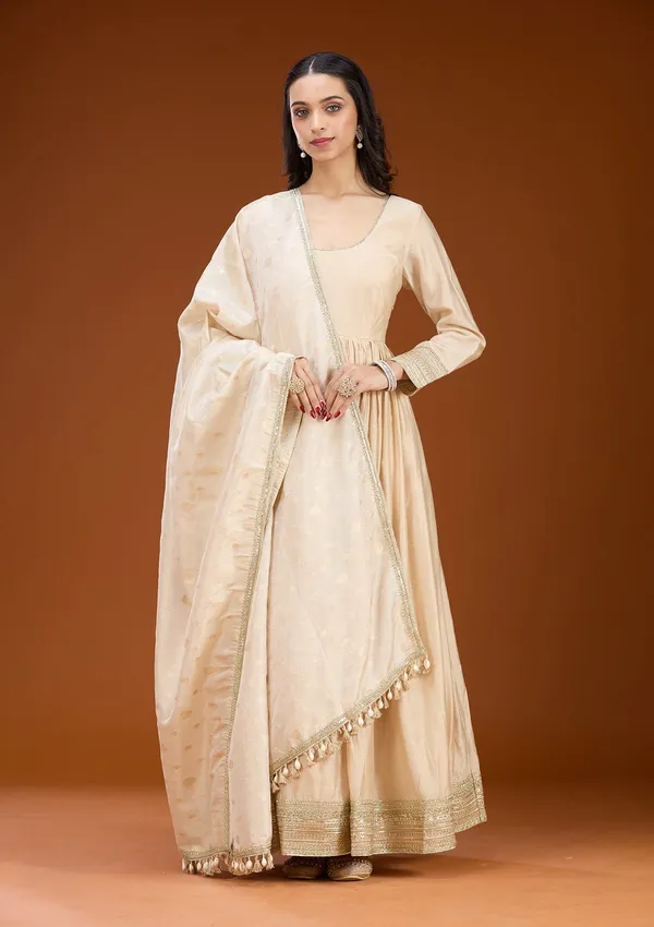 Cream_Threadwork_Tissue_Readymade_Salwar_Suit