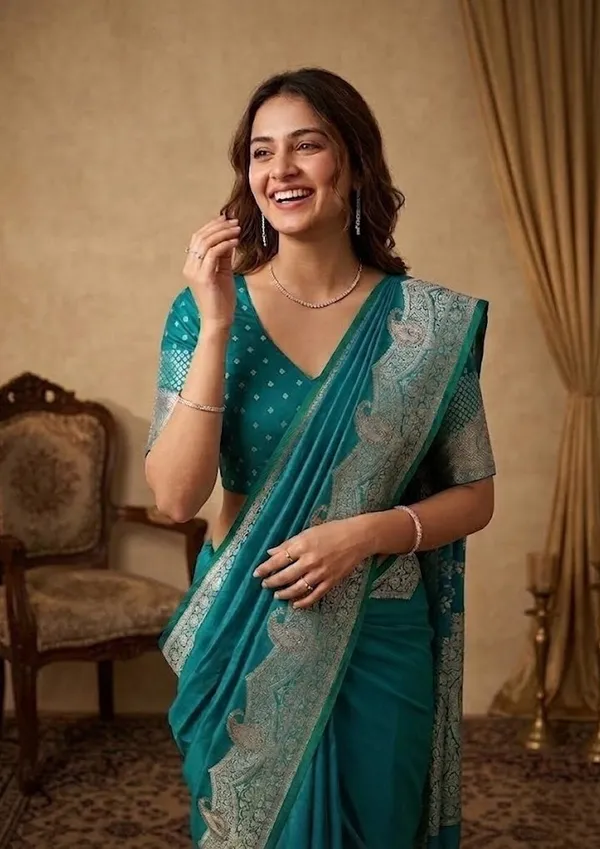 Turquoise_Blue_Silk_Banarasi_Gold_Stonework_Saree_With_Matching_Blouse_Piece