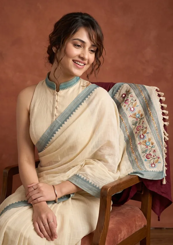 Beige_Chanderi_Threadwork_Saree_With_Matching_Blouse_Piece