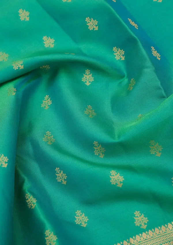 Rama_Green_Silk_Buti_Zariwork_Saree_With_Matching_Blouse_Piece