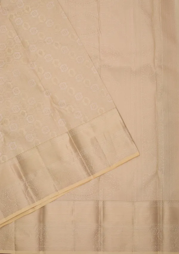 Cream_Silk_Jaal_Silver_Zariwork_Saree_With_Matching_Blouse_Piece