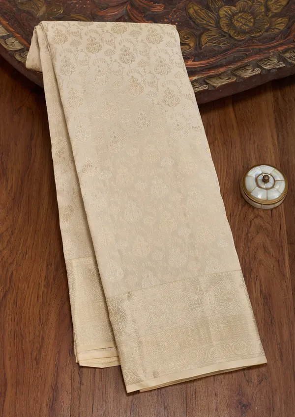 Cream_Silk_Jaal_Gold_Zariwork_Saree_With_Matching_Blouse_Piece