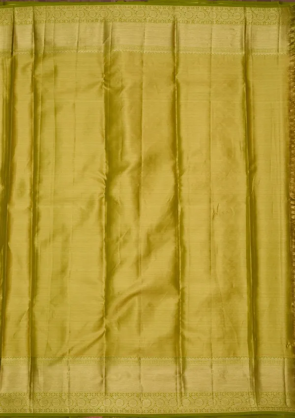 Parrot_Green_Silk_Jaal_Saree_With_Matching_Blouse_Piece