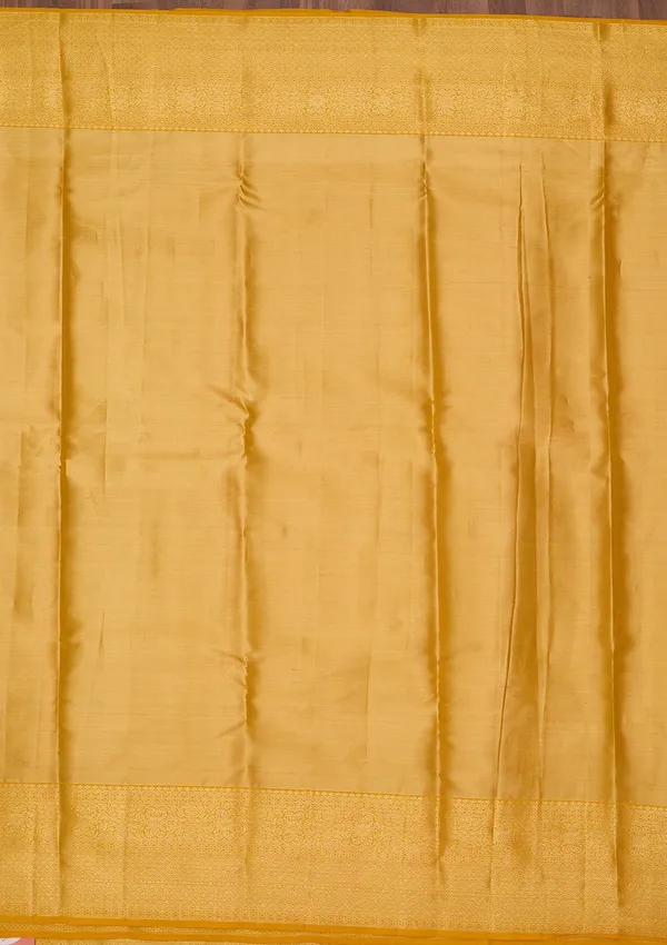 Yellow_Silk_Jaal_Saree_With_Matching_Blouse_Piece