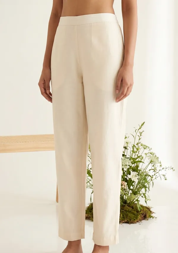 Cream_Chanderi_Threadwork_Straight_Kurta_With_Regular_Pant_And_Dupatta