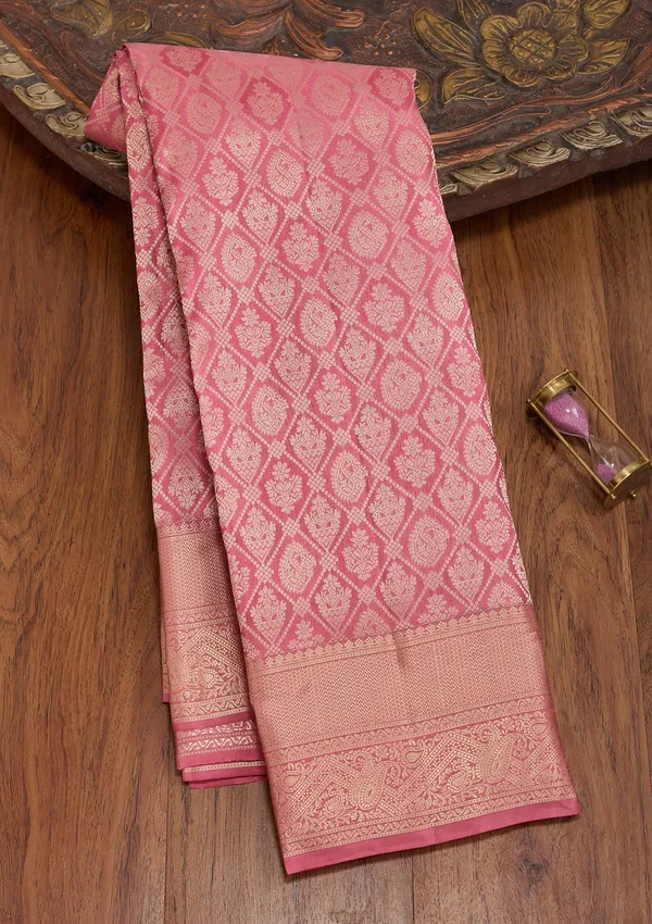 Onion_Pink_Silk_Checks_Saree_With_Matching_Blouse_Piece