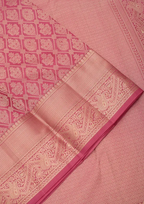 Onion_Pink_Silk_Checks_Saree_With_Matching_Blouse_Piece