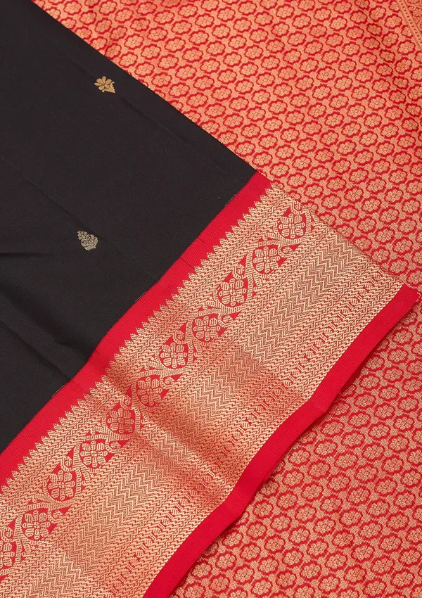 Black_Silk_Buti_Saree_With_Matching_Blouse_Piece