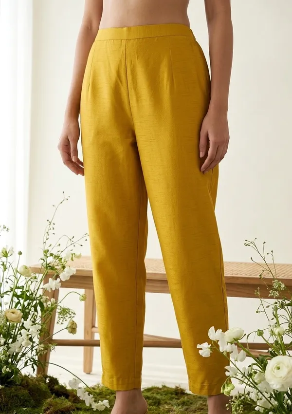 Mustard_Soft_Raw_Silk_Threadwork_Straight_Kurta_With_Pant_Regular_And_Dupatta