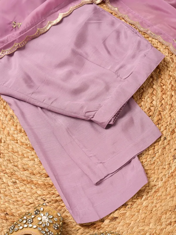 Mauve_Semi_Crepe_Threadwork_Straight_Kurta_With_Pant_Regular_And_Dupatta