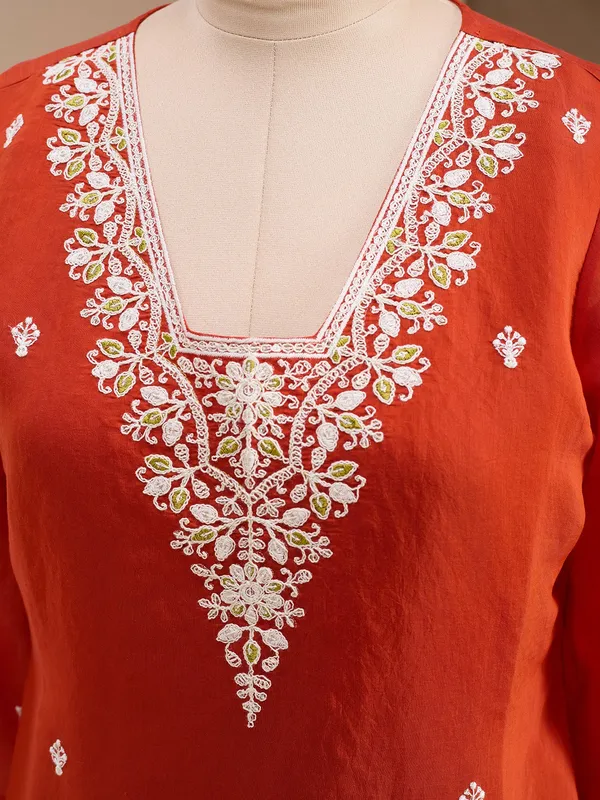 Orange_Chanderi_Threadwork_Straight_Kurta_With_Pant_Regular_And_Dupatta