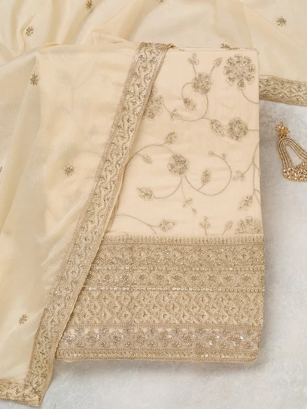 Off_White_Zariwork_Gold_Dola_Silk_Unstitched_Salwar_Suit