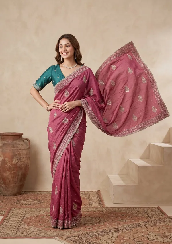 Onion_Pink_Soft_Raw_Silk_Floral_Gold_Zariwork_Saree_With_Matching_Blouse_Piece