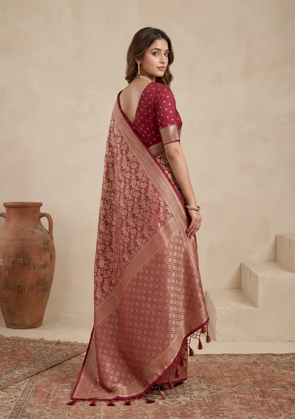 Maroon_Silk_Jaal_Saree_With_Matching_Blouse_Piece