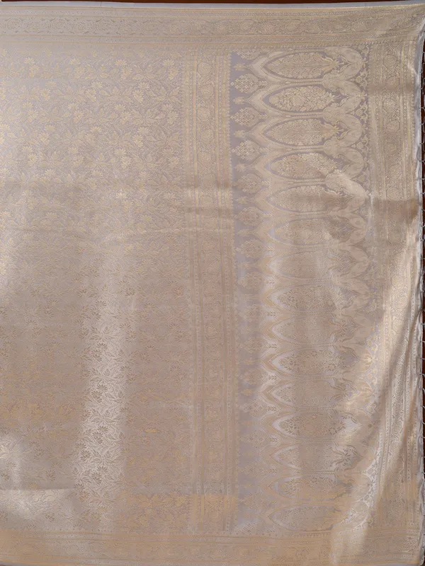 Light_Grey_Silk_Jaal_Saree_With_Matching_Blouse_Piece