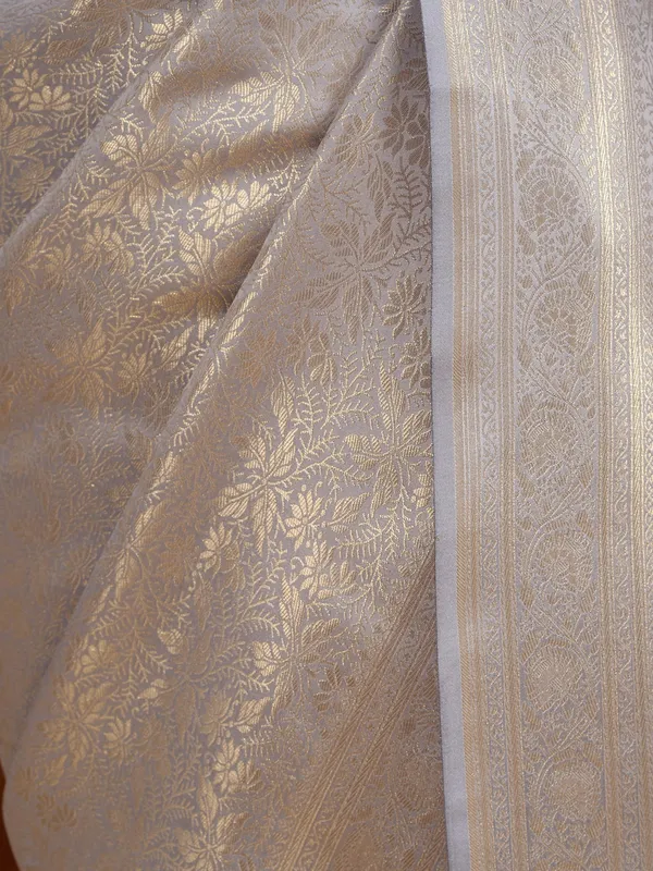 Light_Grey_Silk_Jaal_Saree_With_Matching_Blouse_Piece