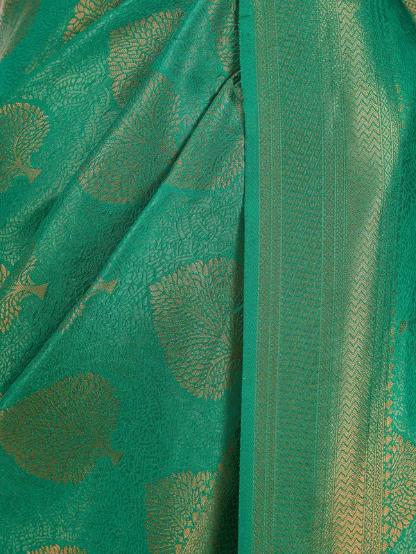 Leaf_Green_Silk_Jaal_Saree_With_Matching_Blouse_Piece