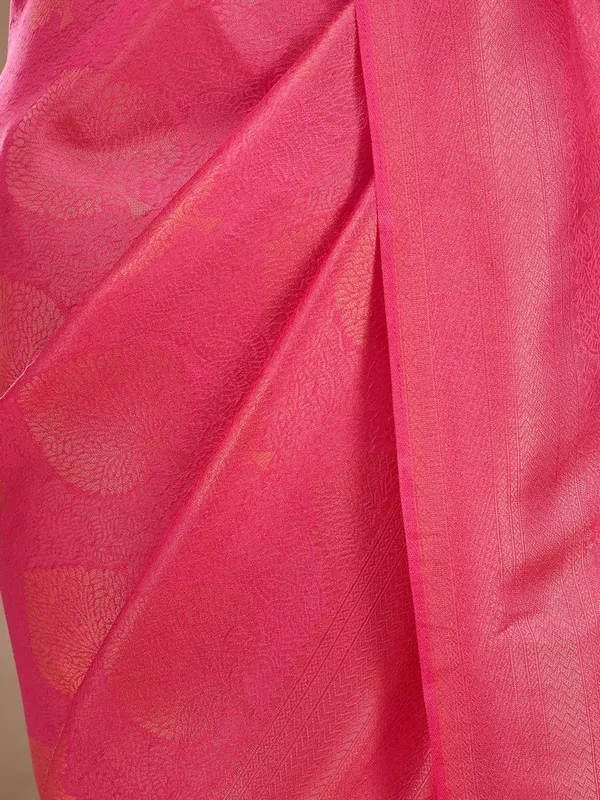 Rani_Pink_Silk_Jaal_Saree_With_Matching_Blouse_Piece