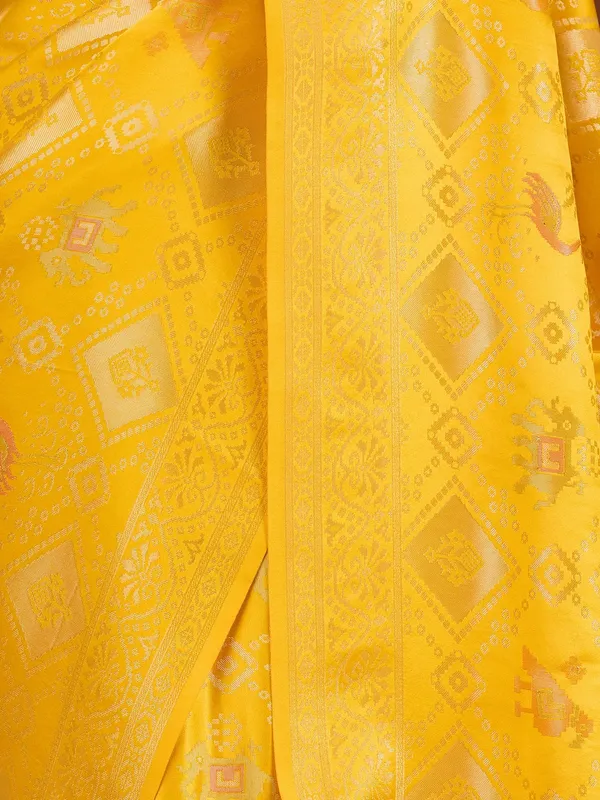 Yellow_Patola_Art_Silk_Saree