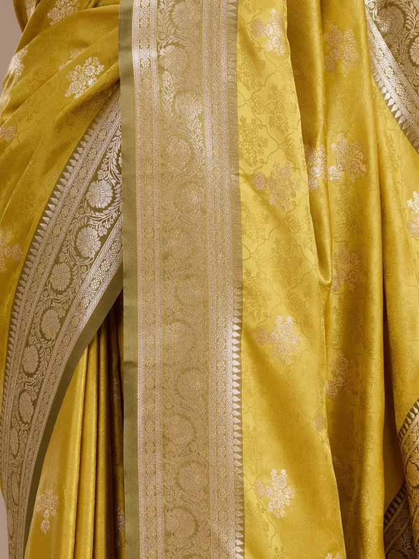 Yellow_Banarasi_Art_Silk_Saree