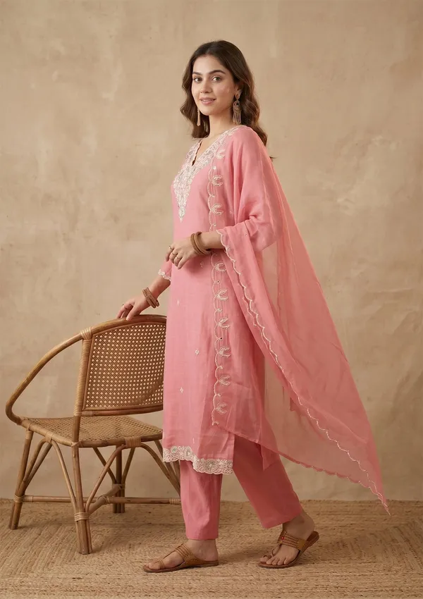Gajari_Pink_Threadwork_Chanderi_Readymade_Salwar_Suit