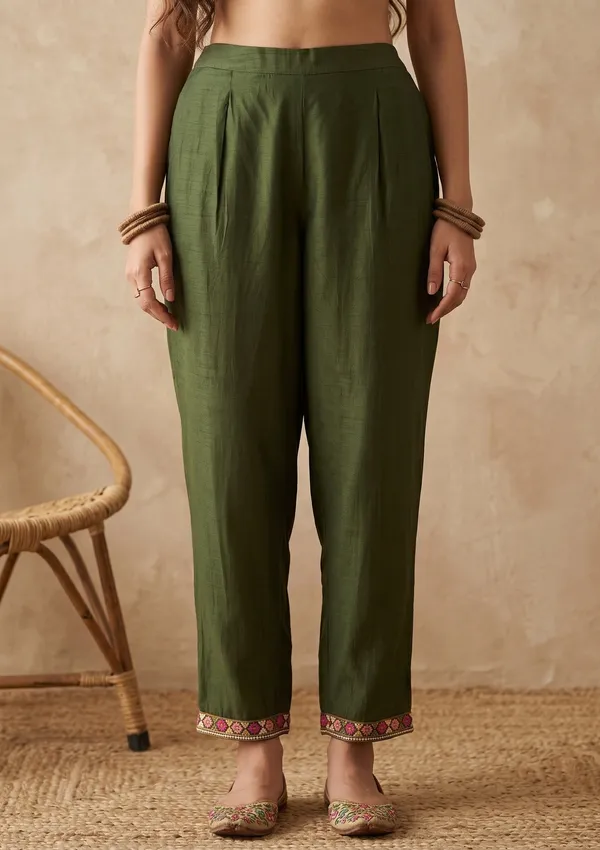 Bottle_Green_Threadwork_Art_Silk_Readymade_Salwar_Suit