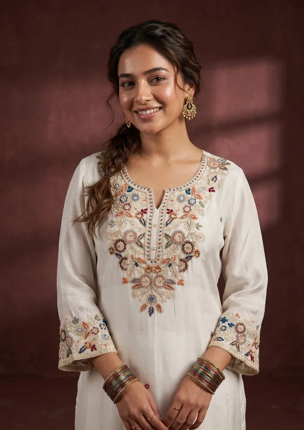 Light_Grey_Threadwork_Crepe_Readymade_Salwar_Suit