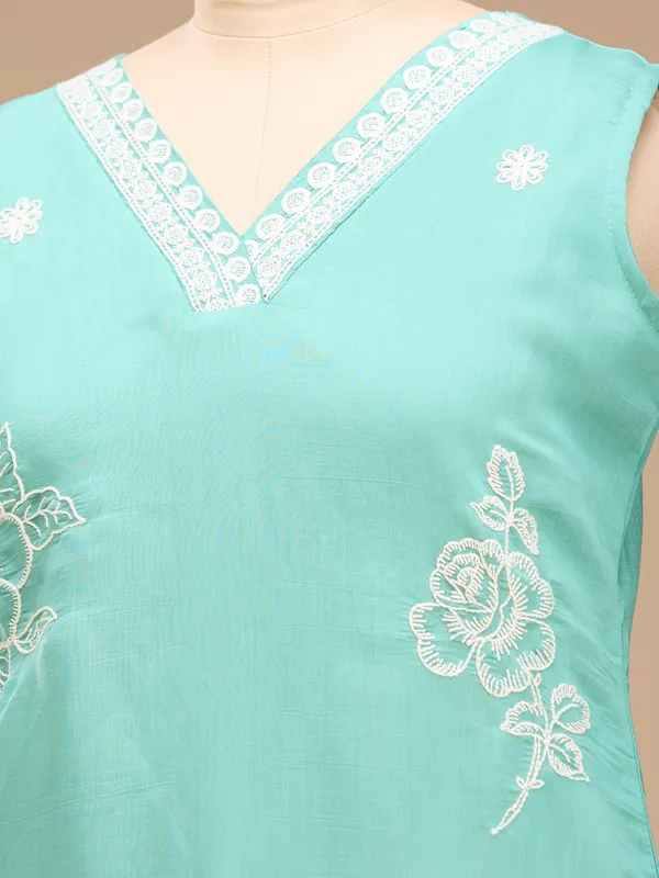 Sea_Green_Threadwork_Chanderi_Readymade_Salwar_Suit
