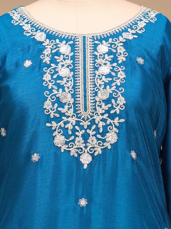 Peacock_Blue_Zariwork_Gold_Chinon_Readymade_Salwar_Suit