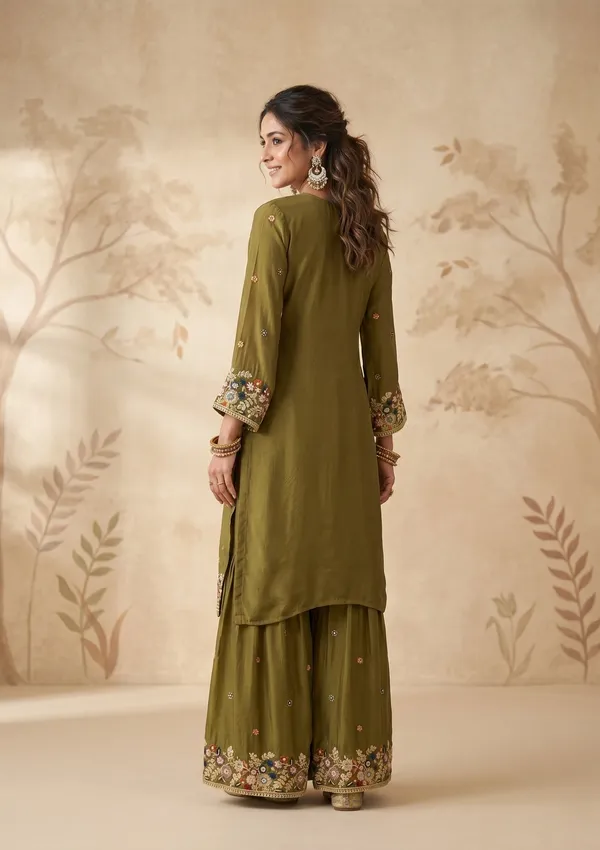 Mehendi_Threadwork_Crepe_Readymade_Salwar_Suit