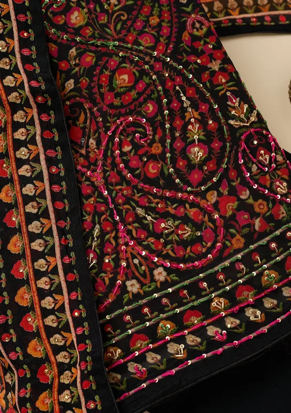 Black_Threadwork_Crepe_Unstitched_Salwar_Suit