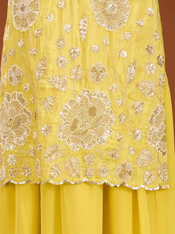 Yellow_Cutdana_Tissue_Readymade_Salwar_Suit