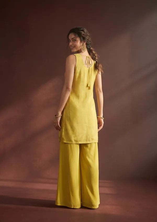 Yellow_Cutdana_Tissue_Readymade_Salwar_Suit