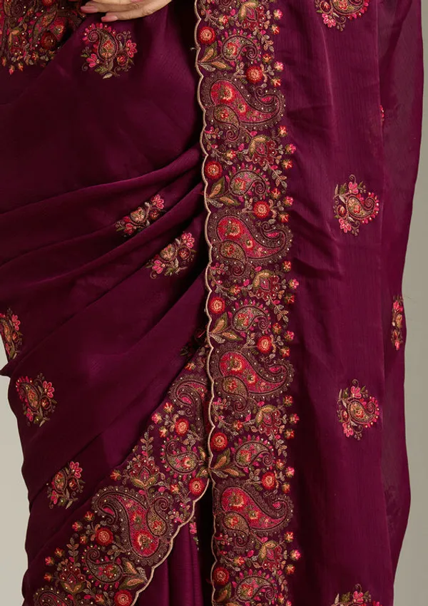 Wine_Chiffon_Kashmiri_Saree_With_Matching_Blouse_Piece