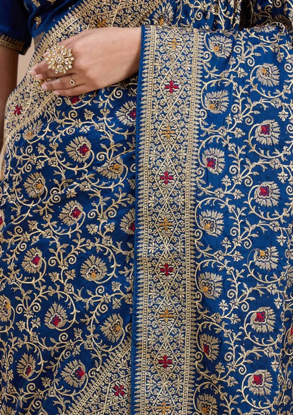 Navy_Blue_Soft_Raw_Silk_Gold_Zariwork_Saree_With_Matching_Blouse_Piece