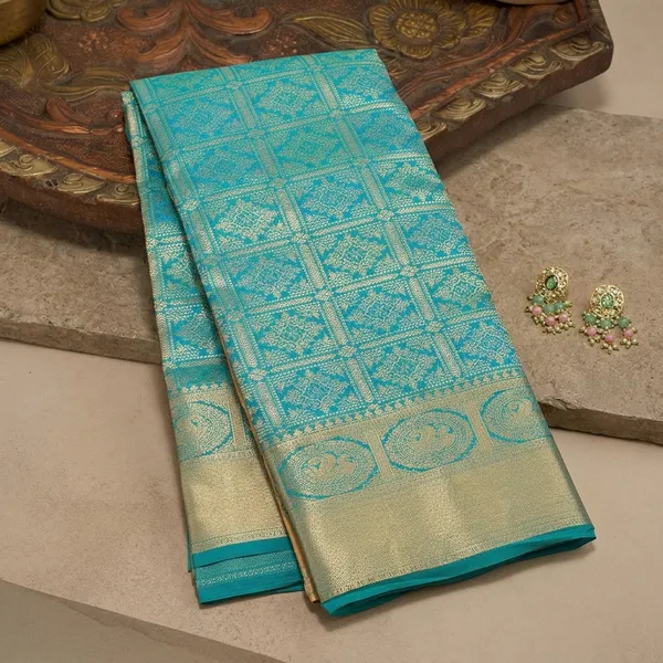 Royal_Blue_Zariwork_Gold_Silk_Silk_Saree
