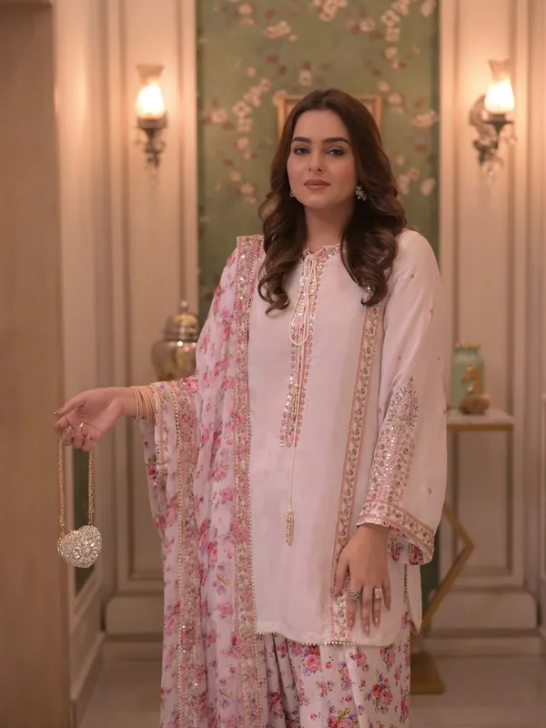 Women's_Floral_Embroidered_Kurta_Palazzo_Set_with_Dupatta