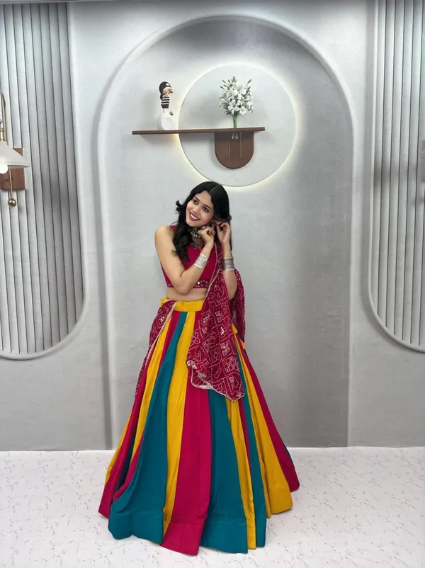 Women's_Navratri_Multicolor_Chaniya_Choli_with_Bandhani_Dupatta