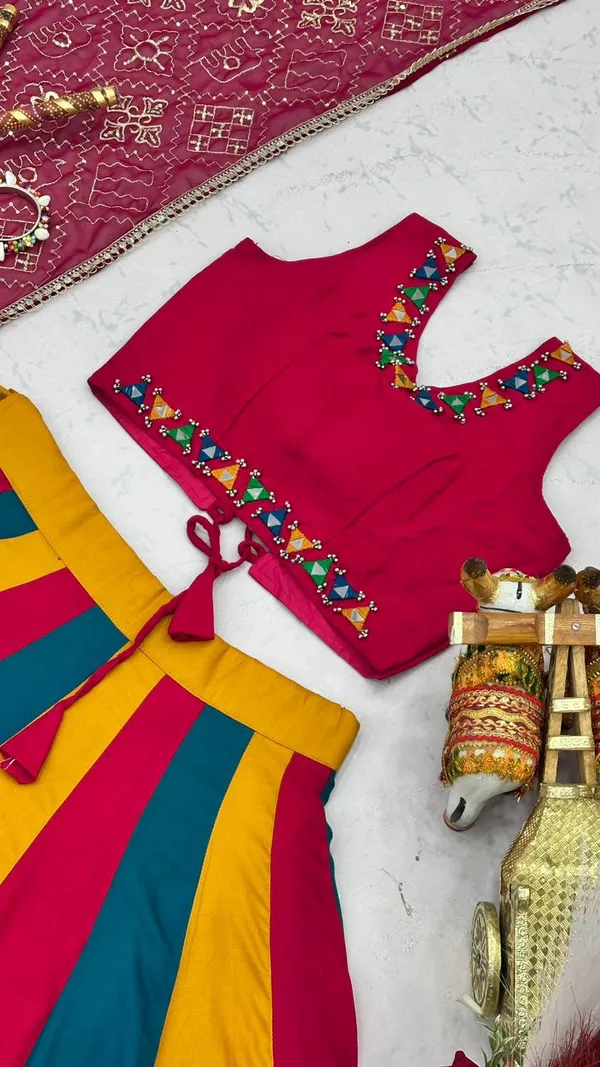 Women's_Navratri_Multicolor_Chaniya_Choli_with_Bandhani_Dupatta