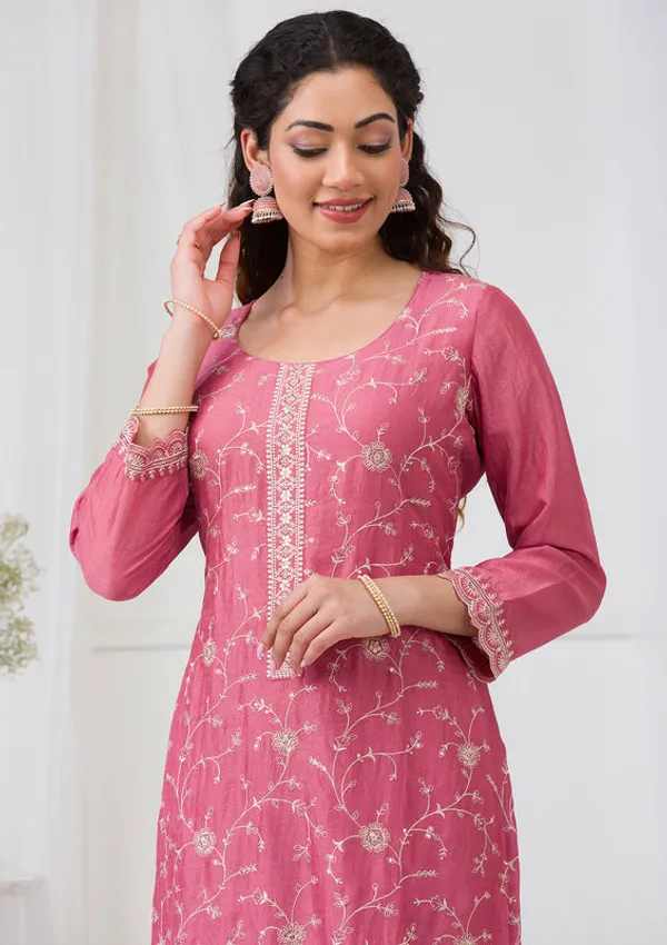 Onion_Pink_Soft_Raw_Silk_Threadwork_Straight_Kurta_With_Regular_Pant_And_Dupatta