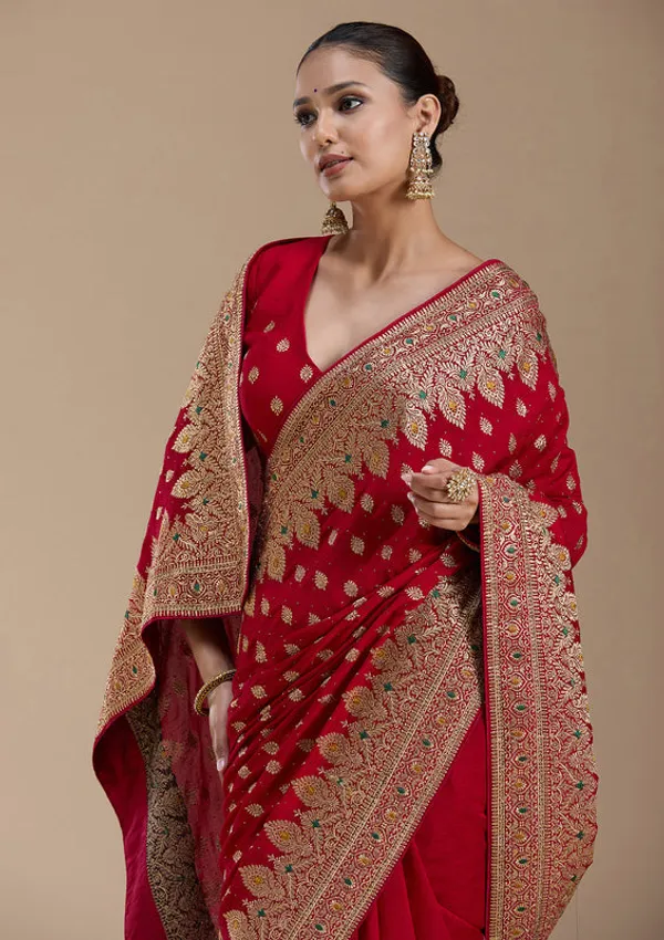 Red_Soft_Raw_Silk_Gold_Zariwork_Saree_With_Matching_Blouse_Piece