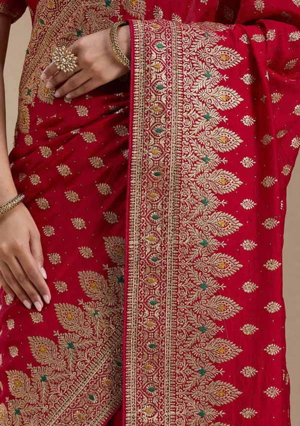 Red_Soft_Raw_Silk_Gold_Zariwork_Saree_With_Matching_Blouse_Piece