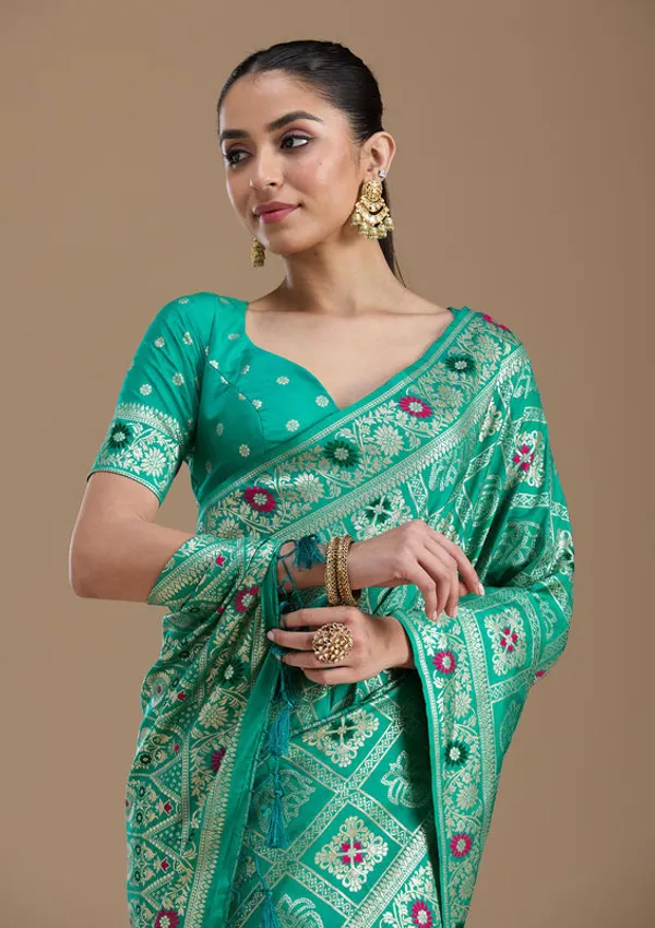 Rama_Green_Silk_Jaal_Saree_With_Matching_Blouse_Piece