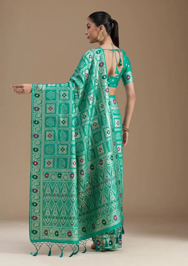 Rama_Green_Silk_Jaal_Saree_With_Matching_Blouse_Piece