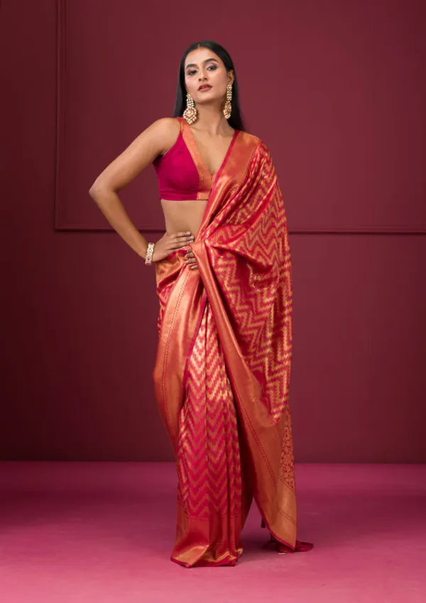 Onion_Pink_Silk_Stripes_Gold_Zariwork_Saree_With_Matching_Blouse_Piece