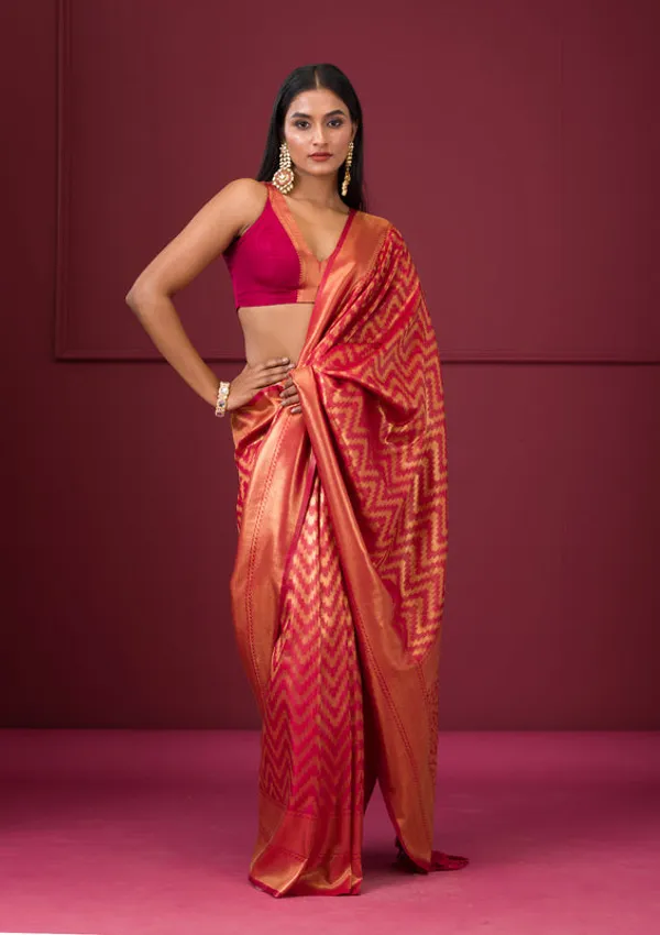 Onion_Pink_Silk_Stripes_Gold_Zariwork_Saree_With_Matching_Blouse_Piece